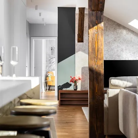 Riverside Premium Class Apartment - By Upstairs Krakow Exterior photo