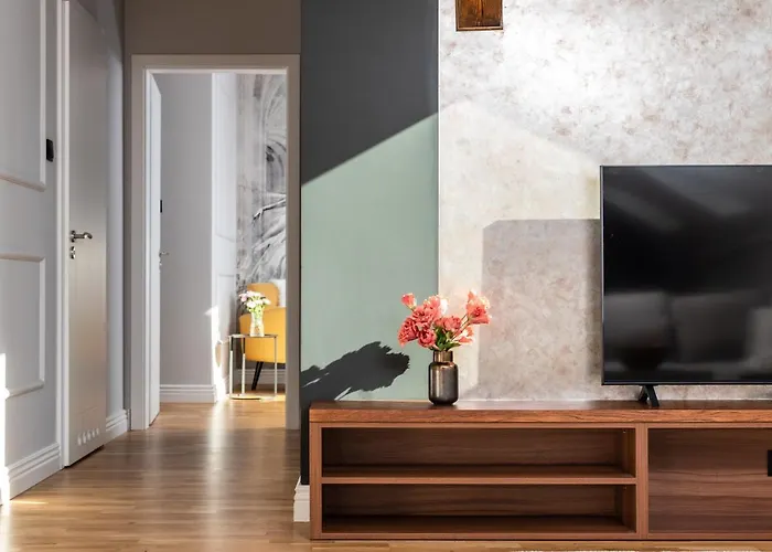 Riverside Premium Class Apartment - By Upstairs
