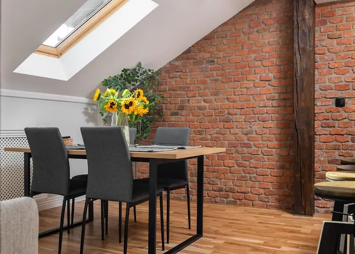 Riverside Premium Class Apartment - By Upstairs